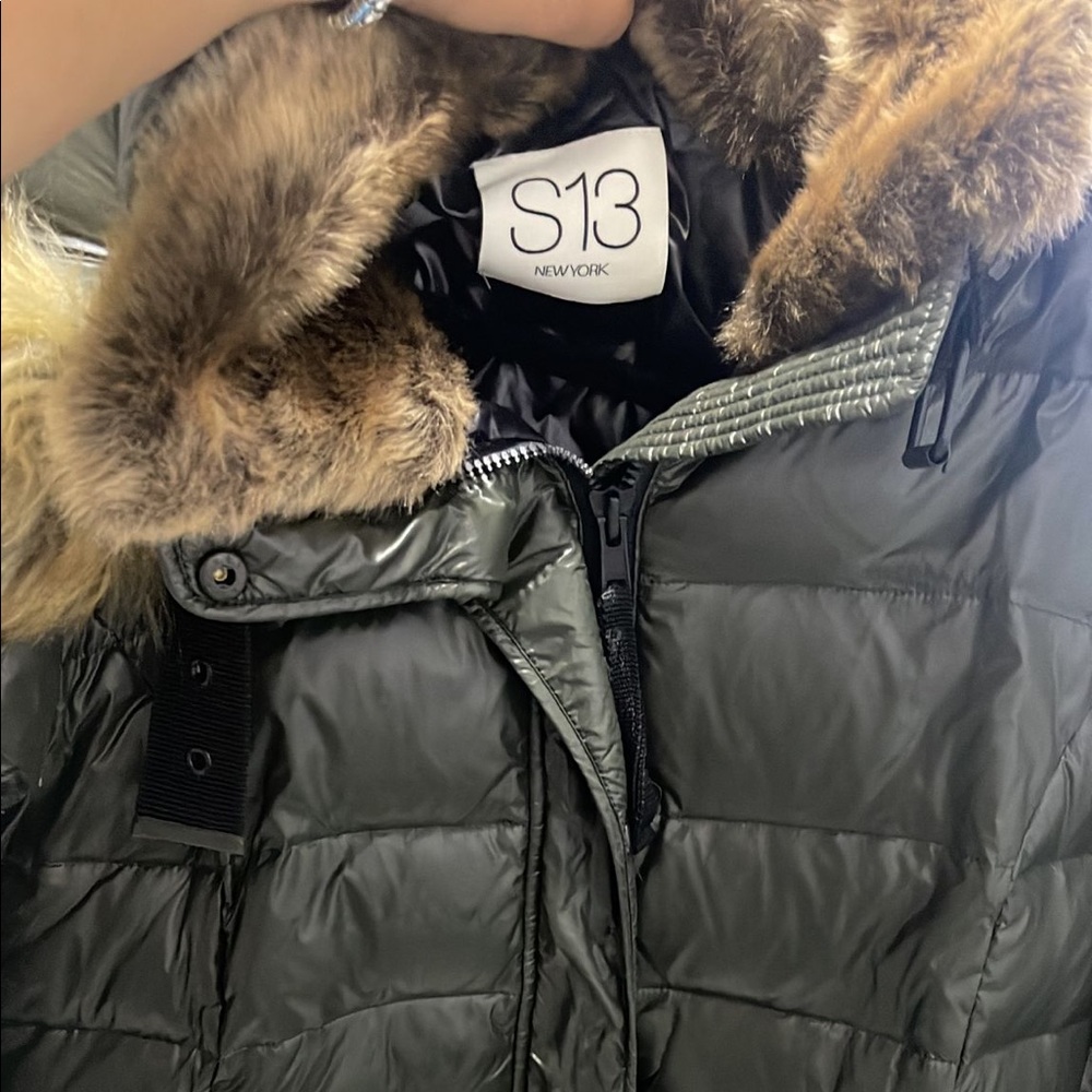 S13 new york winter jacket color dark green with pockets Size L